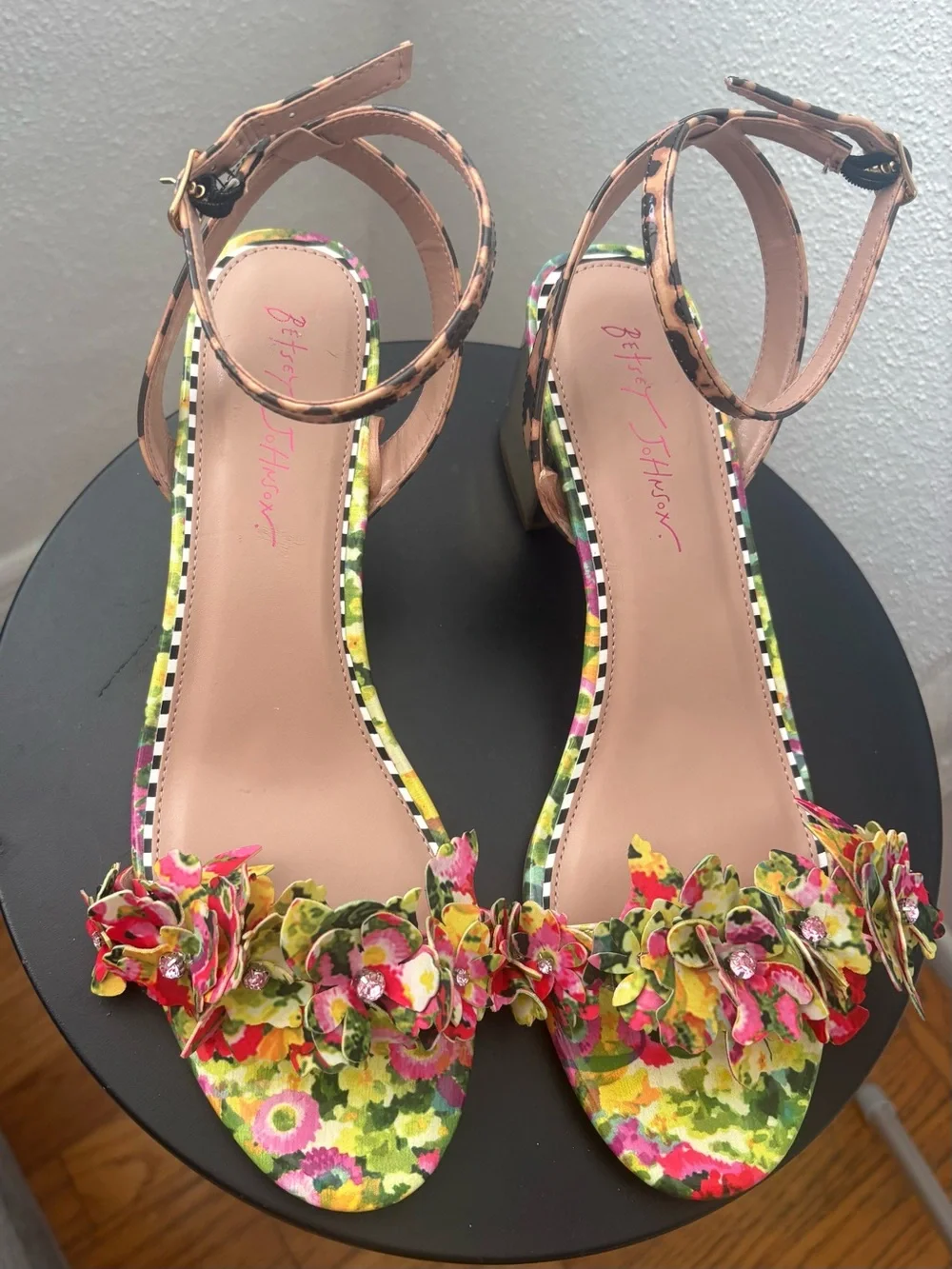 Betsey Johnson betsey johnson